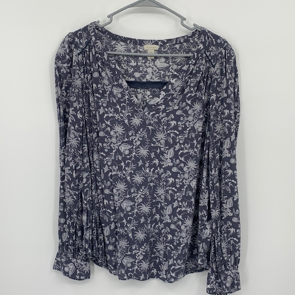 Hinge Long Sleeve Top Women’s Size Medium